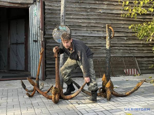 На Хортиці знайшли 300-річні якорі та роги оленя, яким кількасот років - INFBusiness