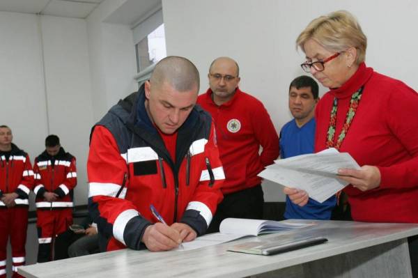 Три десятки водіїв «швидких» на Рівненщині стали екстреними медичними техніками - INFBusiness