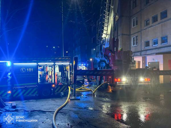У пожежі на Київській у Рівному загинув чоловік і його песик (ФОТО+ВІДЕО) - INFBusiness