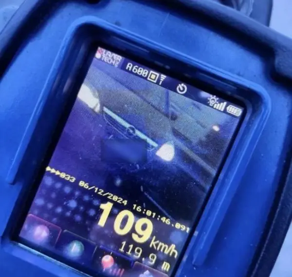 На трасі в Рівненській області за перевищення швидкості зупинили водія напідпитку