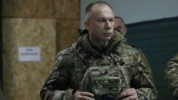 В постійній готовності: Сирський відповів, скільки годин на добу він спить та де бере сили - INFBusiness