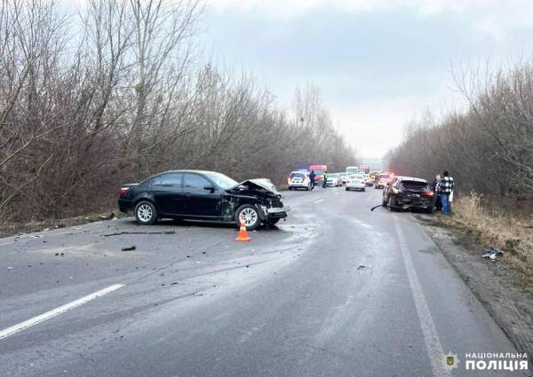 У Рівненському районі сталася ДТП за участю чотирьох автомобілів - INFBusiness