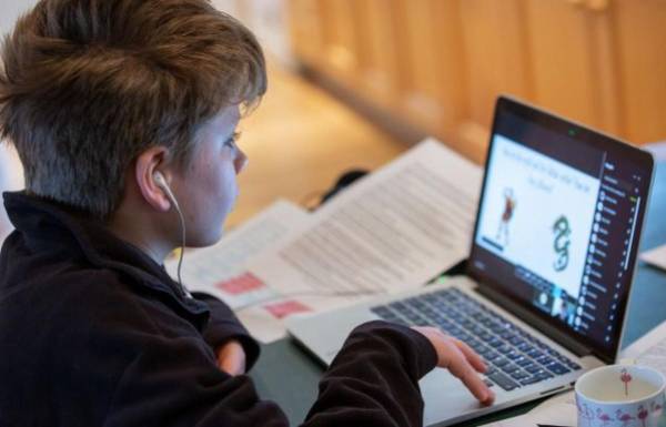 11 класів рівненських навчальних закладів навчаються дистанційно - INFBusiness
