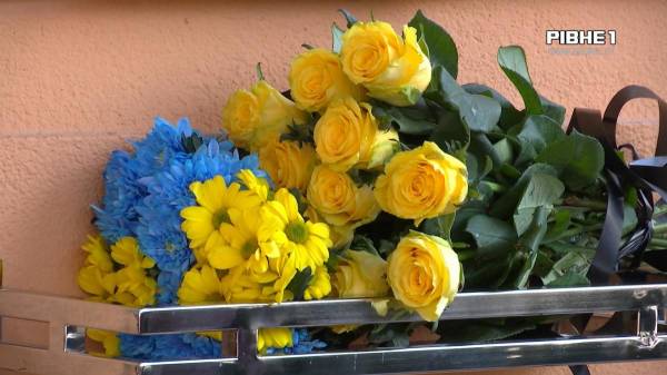 Останній бій Олександра Потапчука: Рівне вшанувало Героя (ВІДЕО) - INFBusiness