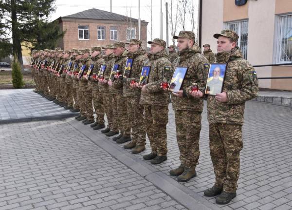 Загинули внаслідок ракетних ударів по телевежі: На Рівненщині вшанували пам'ять нацгвардійців - INFBusiness