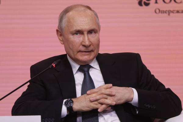 Путін залучив усі сили до переговорів: генерал армії оцінив відступ ЗСУ з Курщини - INFBusiness