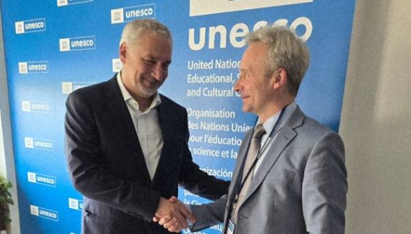 У Парижі обговорили співпрацю України та ЮНЕСКО задля охорони культурної спадщини - INFBusiness