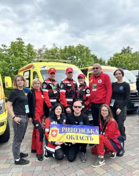 Команда рівненської “екстренки” здобула VII місце на “Карпатському медичному ралі 2025”