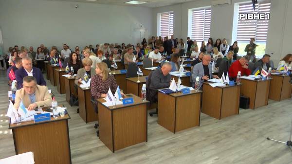 Зміни до бюджету: рівненські депутати влаштували чвари на сесії (ВІДЕО) - INFBusiness