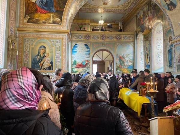 На Рівненщині попрощалися із захисником, який загинув на Харківщині - INFBusiness