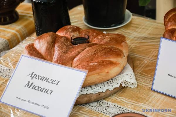 П’ять хлібів єднання: на Одещині 200 років зберігають традицію спільної трапези - INFBusiness