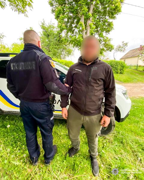 Житель Дубенщини вкрав з церкви хрести, обігрівач і гроші на пожертви - INFBusiness