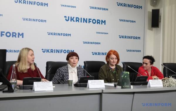 У Києві презентували книгу «Осяяні» про досвід українських письменниць під час війни - INFBusiness