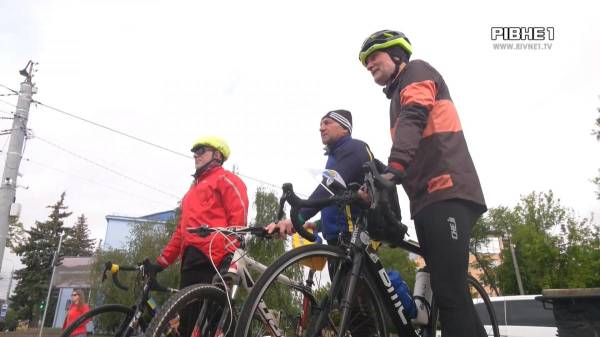 Велопробіг єдності та пам’яті: ветерани перетнули Рівненську область (ВІДЕО) - INFBusiness