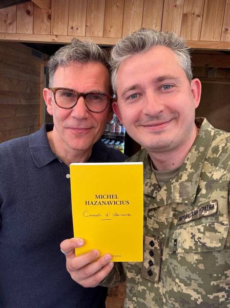 У Каннах презентували книгу «Записки з України» режисера фільму, що здобув п’ять «Оскарів» - INFBusiness