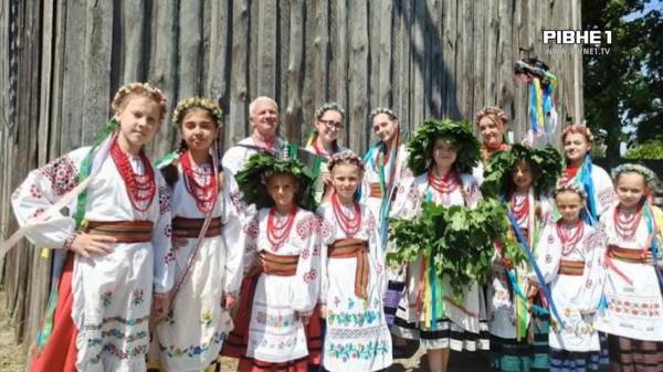 Зелені свята: яких традицій та звичаїв Трійці й досі дотримуються на Рівненському Поліссі? (ВІДЕО) - INFBusiness