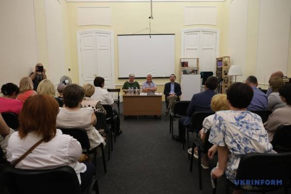 Точицький зустрівся з керівниками закладів культури та мистецької освіти Одеси - INFBusiness