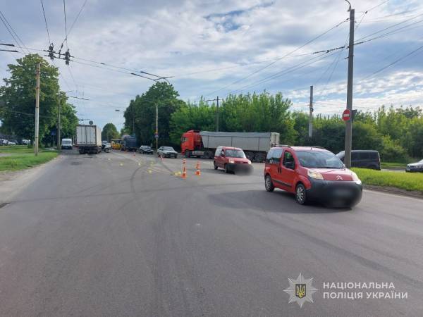 Моторошна ДТП на Волині обірвала життя подружжя, постраждали діти - INFBusiness