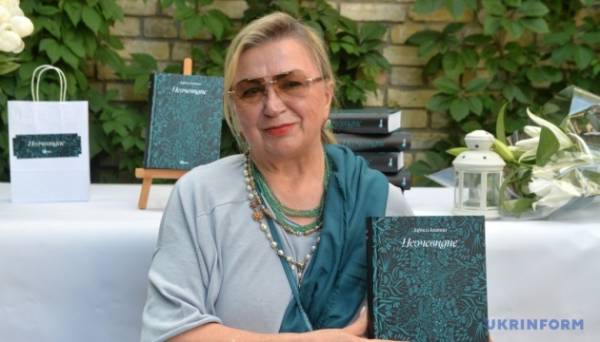 Головна редакторка газети «День» Лариса Івшина презентувала книгу - підсумок своєї 30-річної роботи - INFBusiness