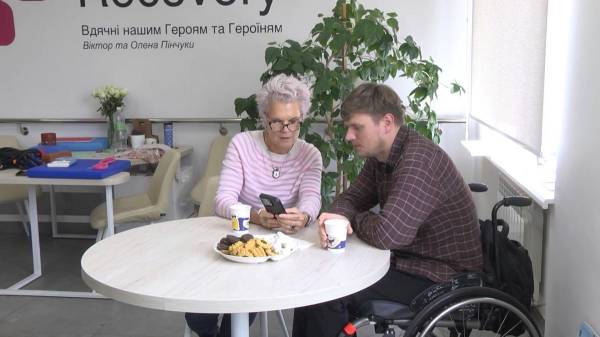 З Австралії до Рівного: як мама загиблого легіонера допомагає нашим ветеранам (ВІДЕО) - INFBusiness