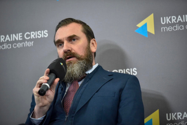 Повернення українців з-за кордону - Лісовий назвав ключовий чинний - INFBusiness