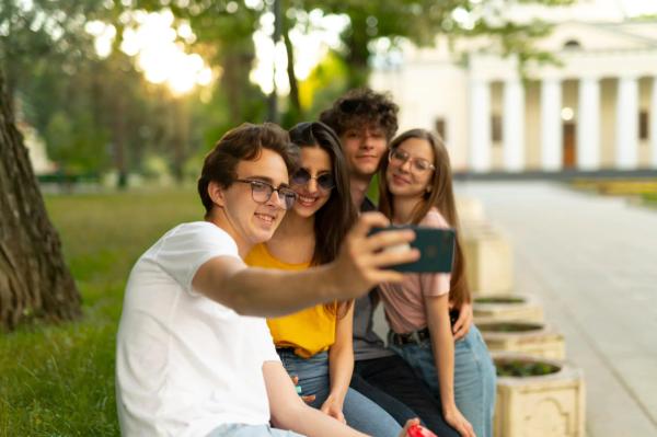 Літо з підлітком: шлях до злагоди - INFBusiness