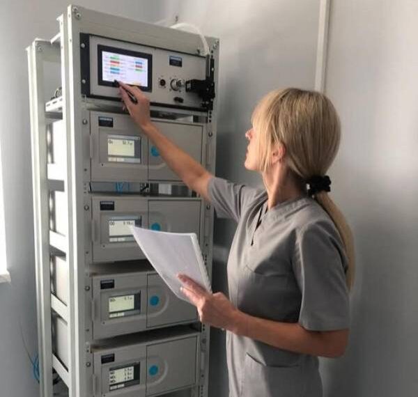 Рівне отримало сучасну систему для контролю якості повітря