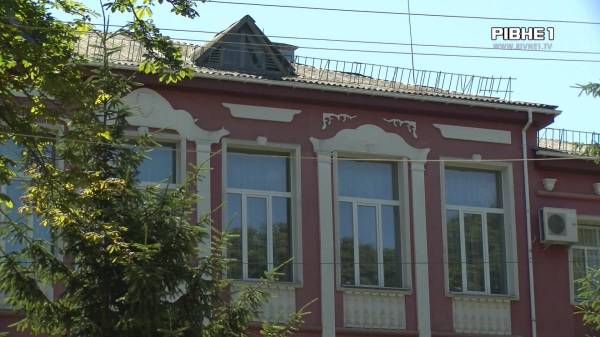 Понад 10 дітей одного з навчальних закладів Рівного склали НМТ на відмінно (ВІДЕО) - INFBusiness