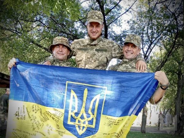 Батько і син з Рівненщини стали побратимами на фронті - INFBusiness