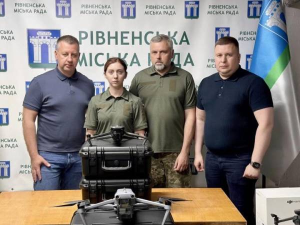 Рівненська громада передала військовим 63 дрони, Starlink та зарядні станції - INFBusiness