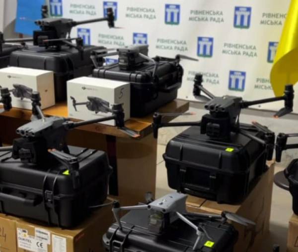 Рівненська громада передала військовим 54 дрони та 12 зарядних станцій - INFBusiness