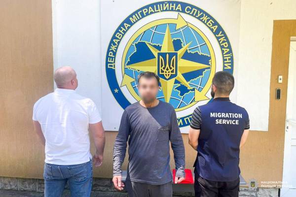 Правоохоронці Рівненщини депортували небезпечного злочинця до Азербайджану - INFBusiness