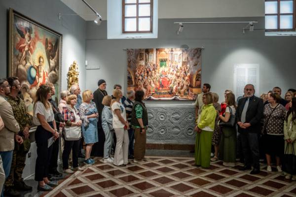 У Києво-Печерській лаврі відкрилася виставка «Трійця Святая, слава Тобі» - INFBusiness