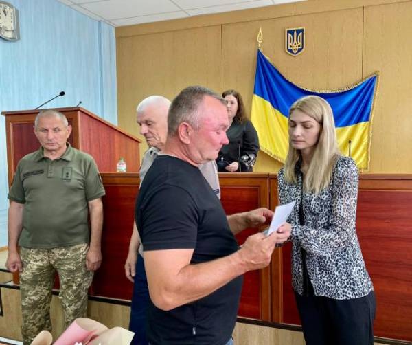 Рідним шістьох воїнів із Рівненщини вручили їхні посмертні відзнаки - INFBusiness