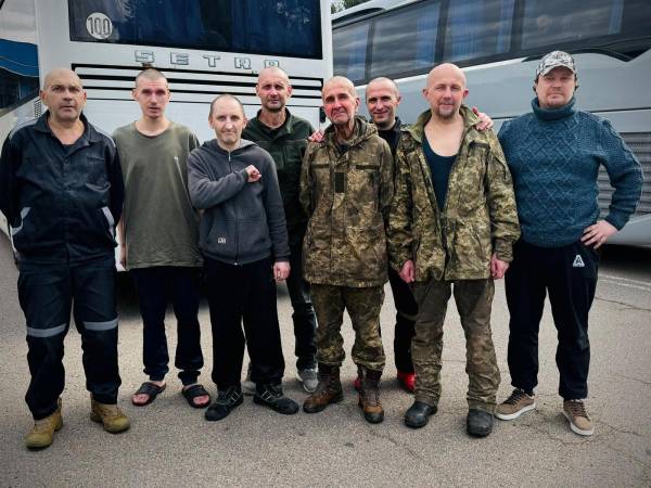 Більшість із них були в полоні ще з 2022 року: українські військові повернулися додому (ФОТО) - INFBusiness