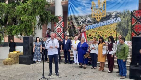 На Вінниччині відкрили центр збереження традицій клембівської вишивки - INFBusiness