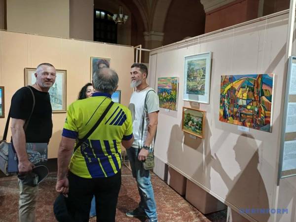 В Івано-Франківську показали копії художніх полотен, які врятували на Донеччині - INFBusiness