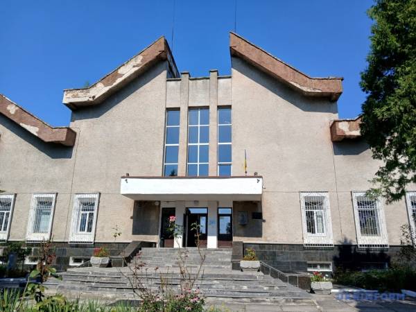 Як урятувати єдину в Україні художню галерею, розташовану в селі - INFBusiness