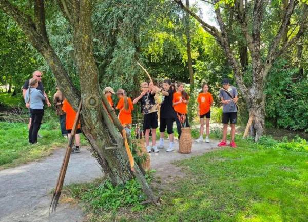 На Оствиці діти вивчають давньоруські воєнні традиції - INFBusiness