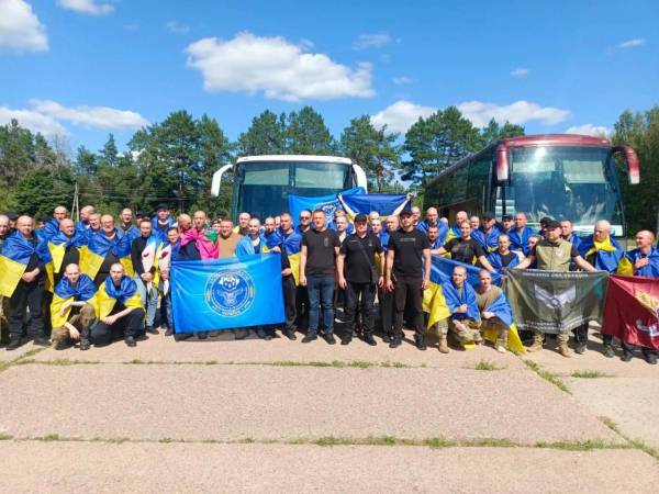 В Україну повернулись 84 полонених у межах нового обміну - INFBusiness