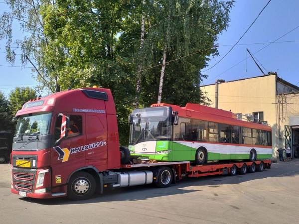 До Рівного доставили чотири сучасні тролейбуси Solaris Trollino-12 - INFBusiness
