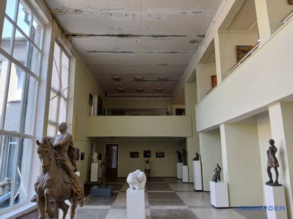 Як урятувати єдину в Україні художню галерею, розташовану в селі - INFBusiness