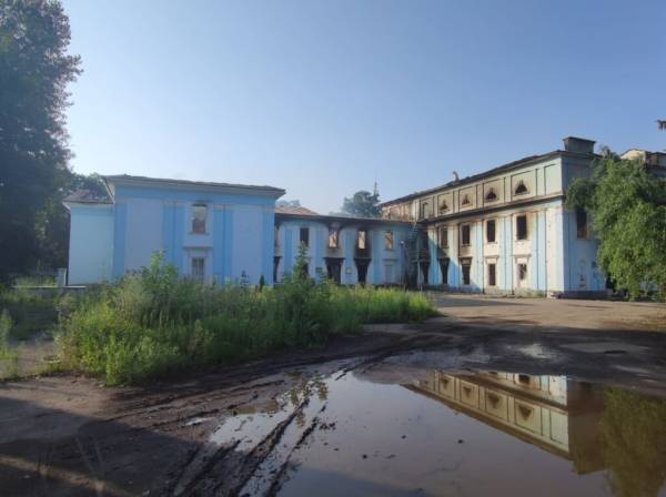 «Урок — не лише навчання, а й терапія»: учитель-воїн, що викладає мистецтво - INFBusiness
