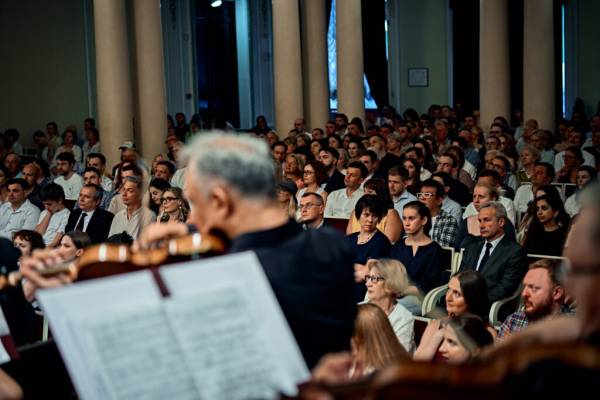 Національна філармонія відкрила 162-й концертний сезон із новим головним диригентом - INFBusiness