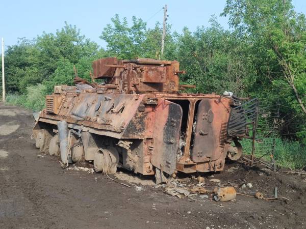 «Урок — не лише навчання, а й терапія»: учитель-воїн, що викладає мистецтво - INFBusiness
