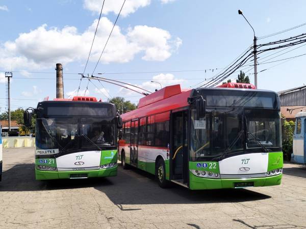 До Рівного доставили чотири сучасні тролейбуси Solaris Trollino-12 - INFBusiness