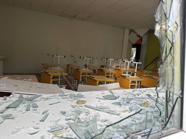 Наслідки обстрілу Чугуєва 12 жовтня / Фото 24 Каналу Чугуїв під ударом: атака дронами на освітянські об'єкти, подробиці. - INFBusiness