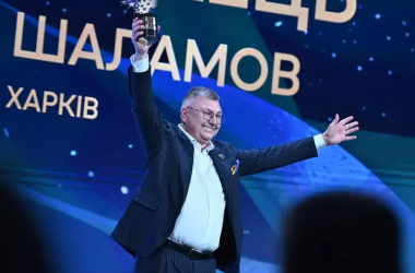 Переможцем Global Teacher Prize Ukraine цього року став харків'янин Руслан Шаламов, який отримав звання кращого педагога. Руслан Шаламов здобув перемогу в Global Teacher Prize Ukraine. - INFBusiness