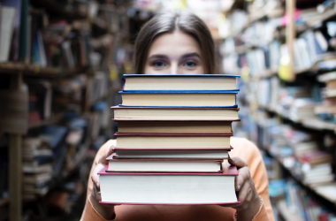 Близько сімдесяти тисяч книжок для восьмикласників ще не прибули в школи. - INFBusiness