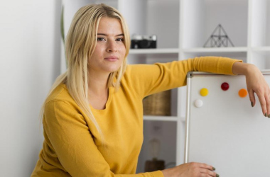 У 2026 році можливість пройти педагогічну атестацію матимуть 5 тисяч шкільних педагогів. У 2026 році п'ять тисяч вчителів матимуть змогу отримати сертифікат. - INFBusiness